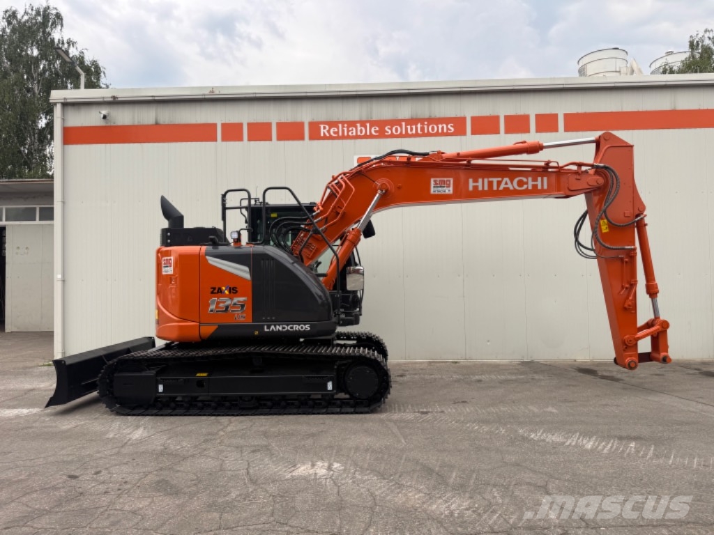 Hitachi ZX 135 US-7B Rupsgraafmachines