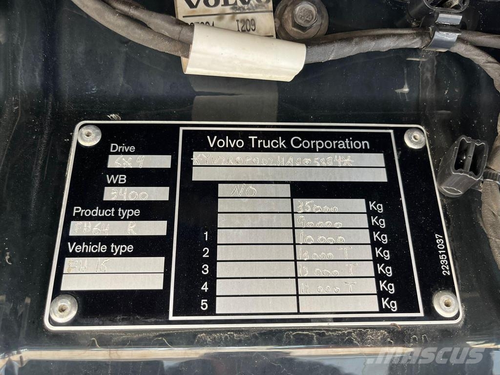 Volvo FH 16 750 8x4 GCW 90 ton / DOLLY / RETARDER Vlačilci