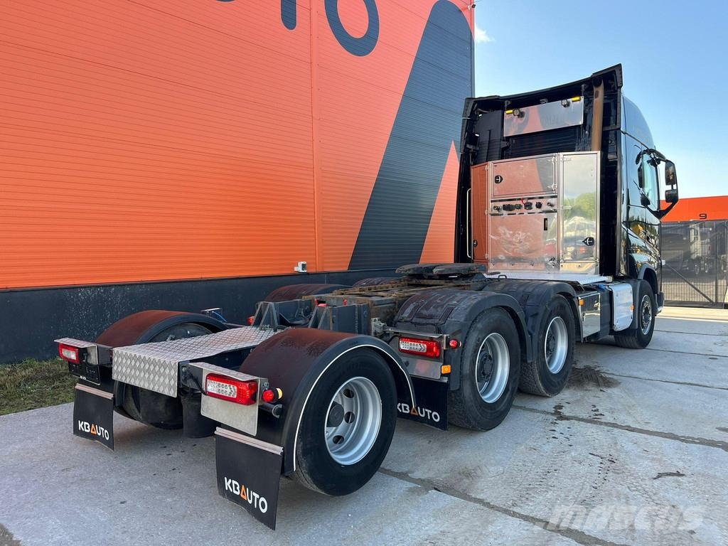 Volvo FH 16 750 8x4 GCW 90 ton / DOLLY / RETARDER Vlačilci