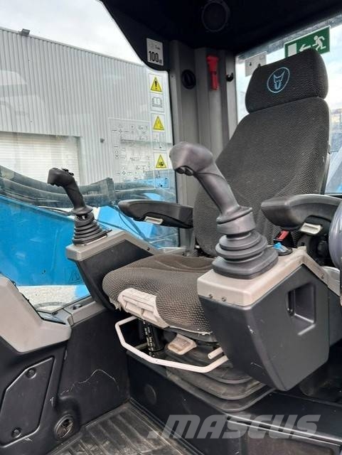 Fuchs MHL 320F Wheeled excavators