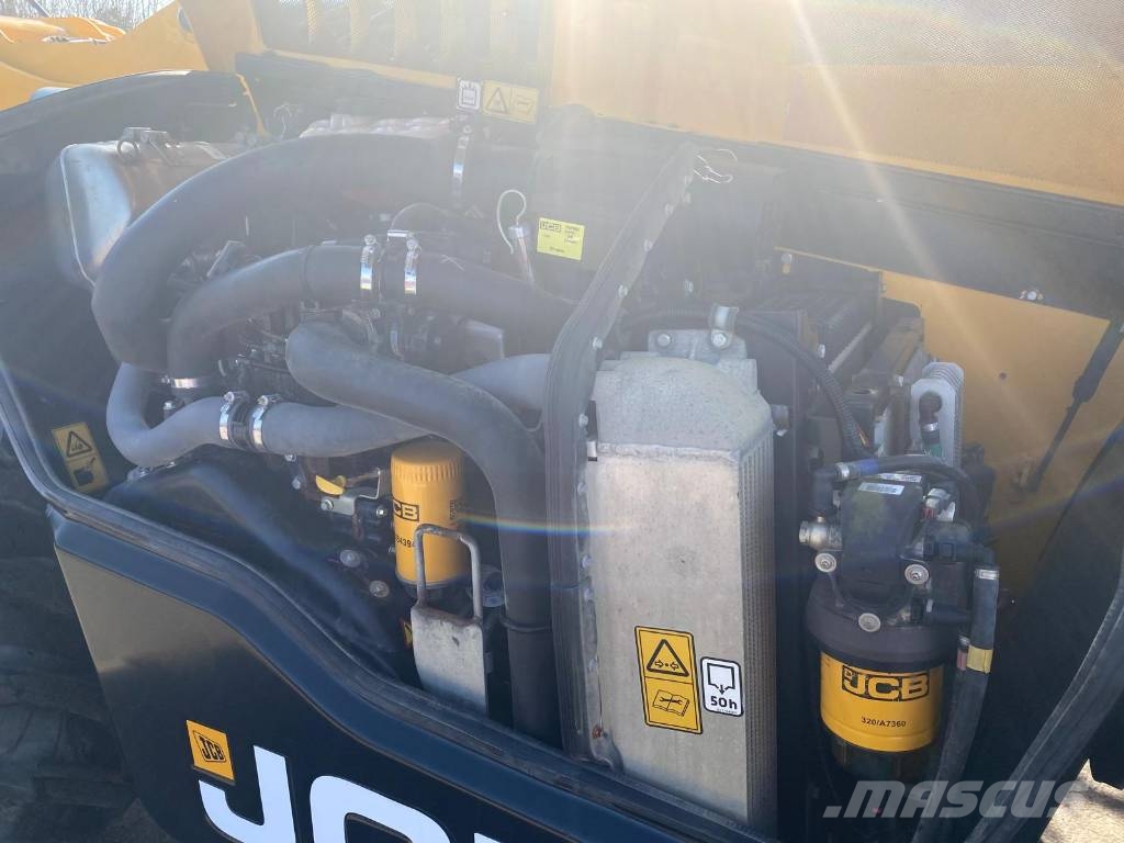 JCB 533-105 Teleskopiskie manipulatori