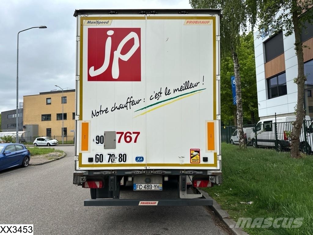 Fruehauf Tautliner Tents puspiekabes