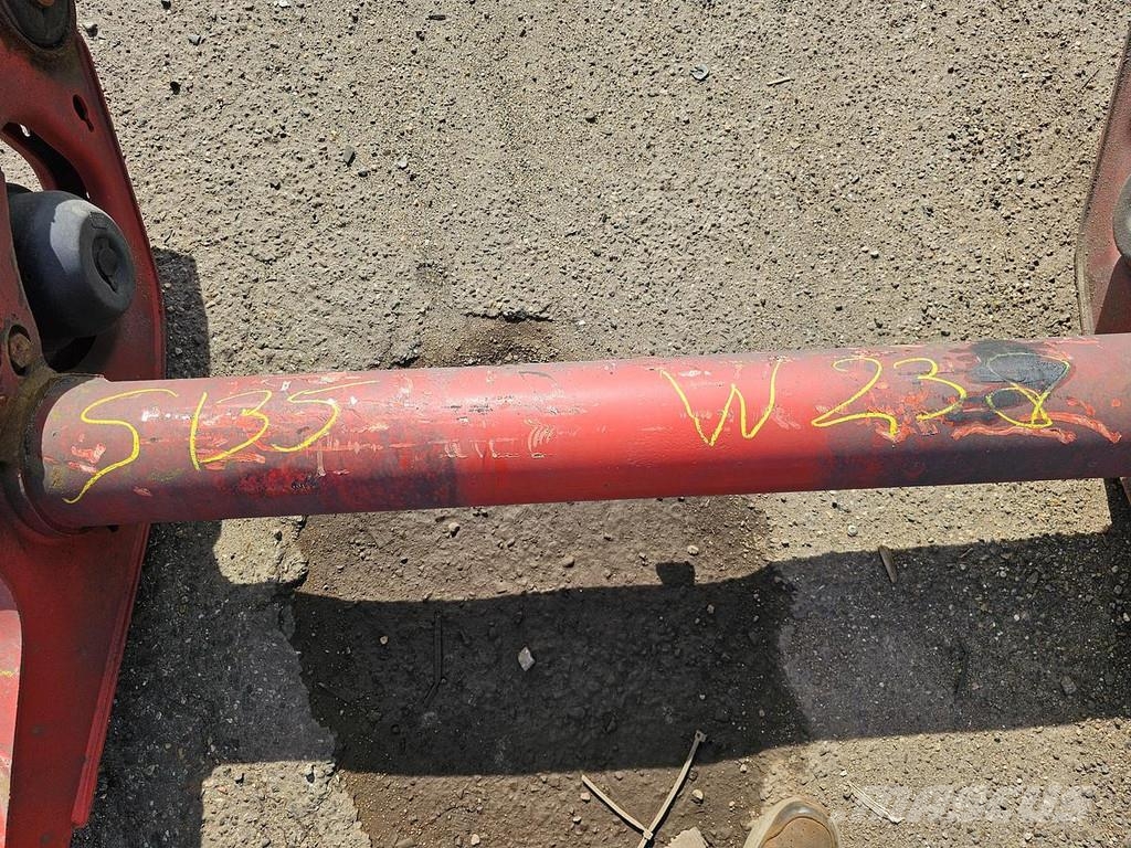 SAF TRAILER AXLE SINGLE TIRES DISC. Tengelyek