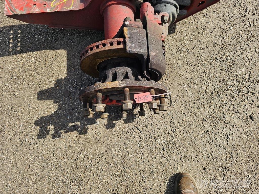 SAF TRAILER AXLE SINGLE TIRES DISC. Tengelyek