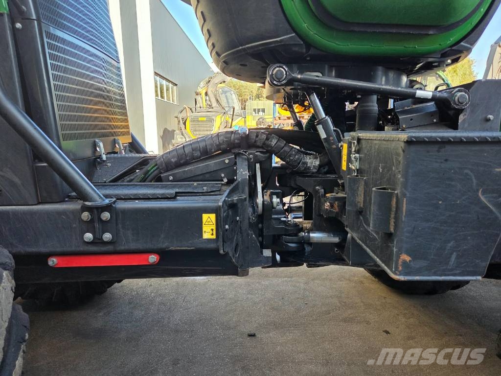 John Deere 1470 E IT 4 Harversteri