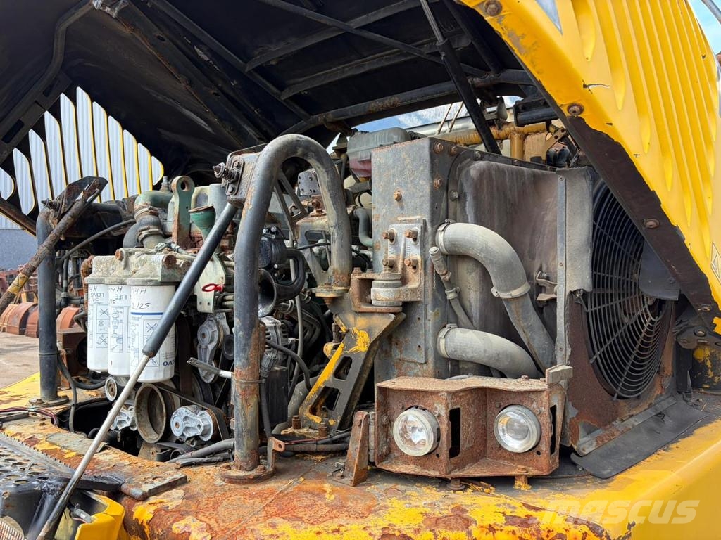 Volvo A30D ساحبات مفصلية