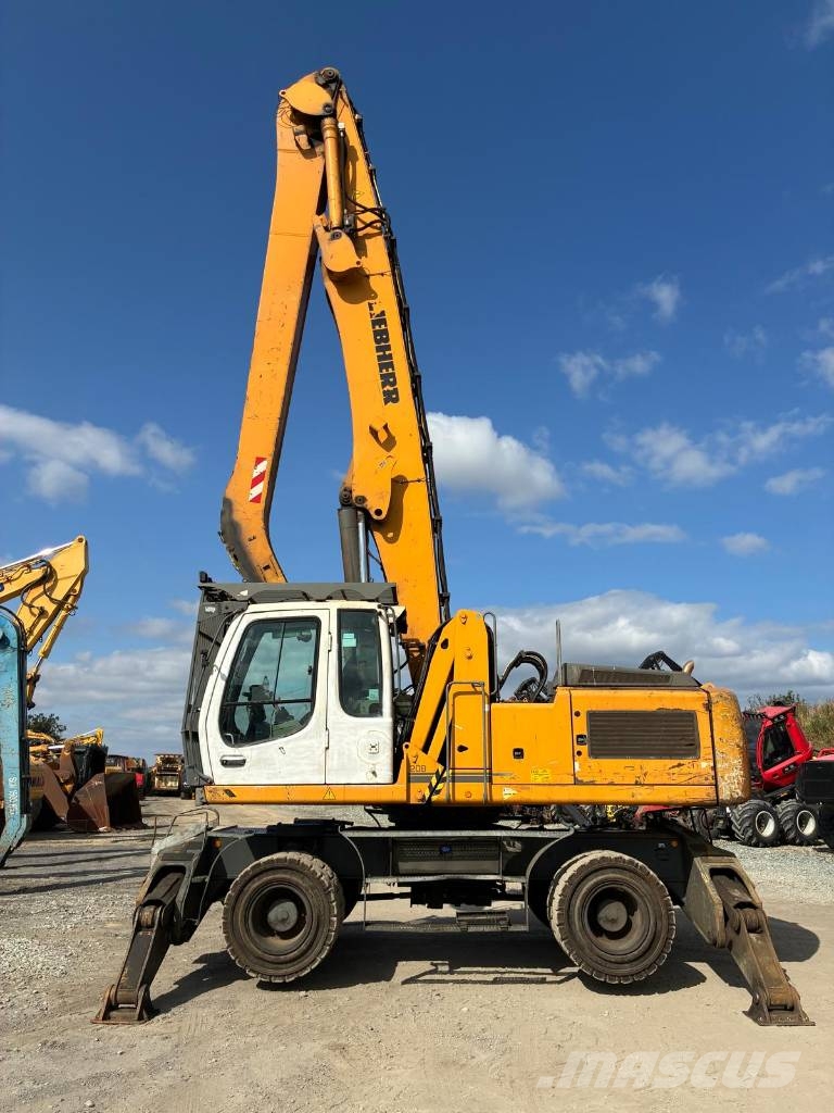 Liebherr 934 Bageri za prenos primarnih/sekundarnih sirovina