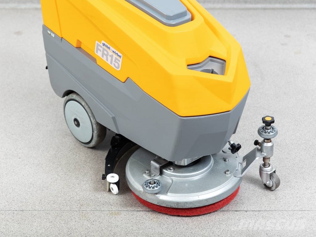 Ghibli WIRBEL FR 15 M 38 BC NEW BATTERIES Podlahové mycí stroje