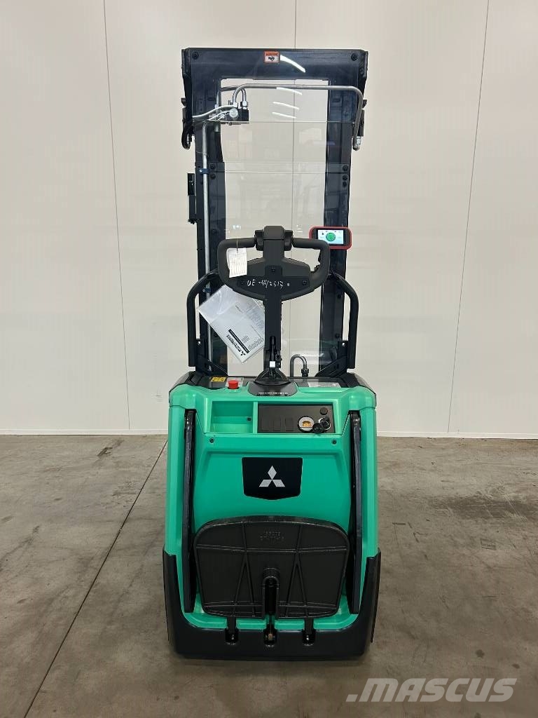 Mitsubishi SBV 16 N3 شاحنات مناولة ذاتية الدفع