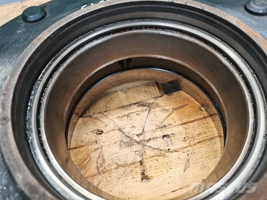 Case IH MX .... Magnum {wheel hub  070HU219} Pneus Agrícolas