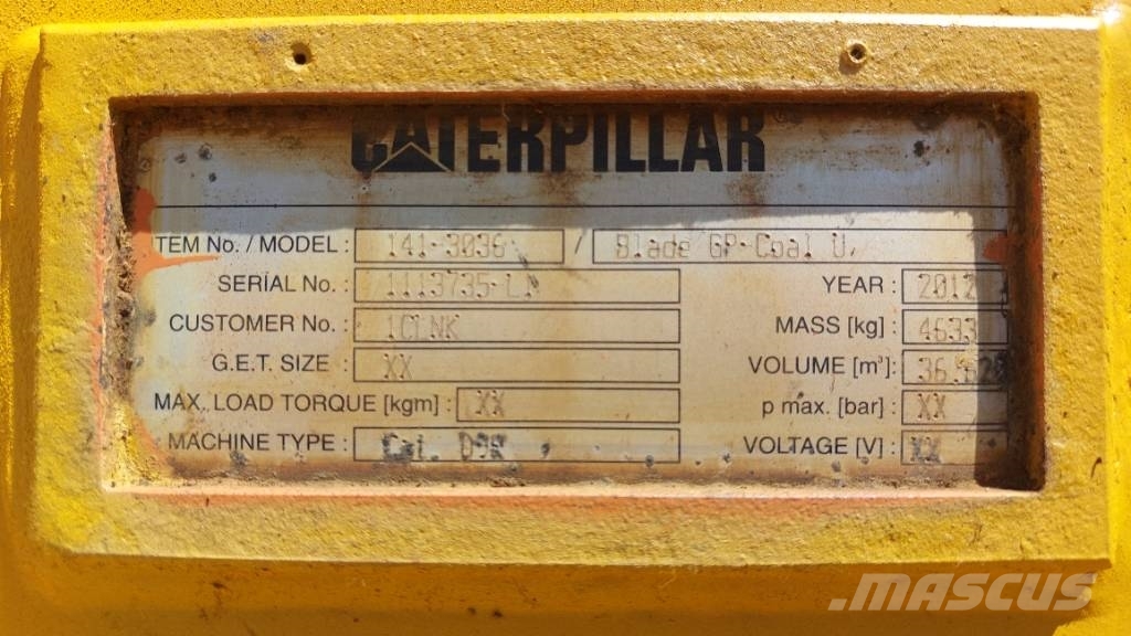 CAT D9T Гусеничные бульдозеры