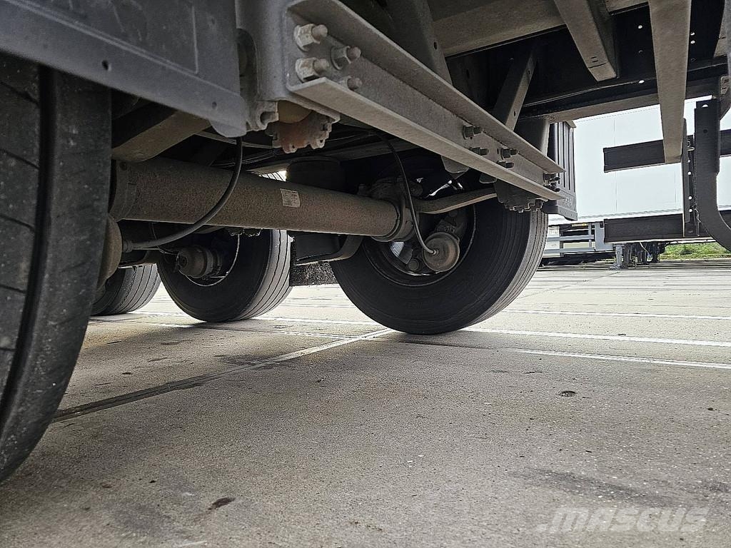 Schmitz Cargobull SCB*S3T MOT 2/27 | 3 AXLES | SLIDING ROOF Semi-reboques com cortinas laterais