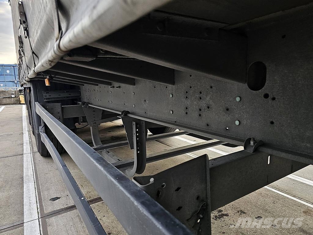 Schmitz Cargobull SCB*S3T MOT 2/27 | 3 AXLES | SLIDING ROOF Semi-reboques com cortinas laterais