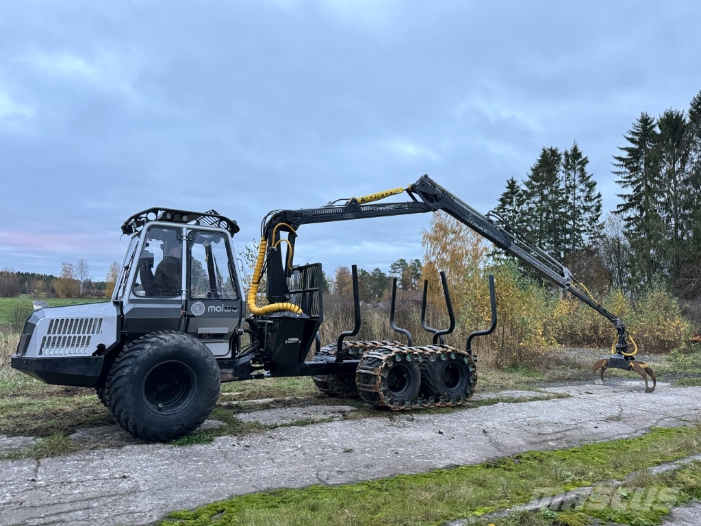 Malwa 560.3F + Farmikko 221TCE Šumarski traktori