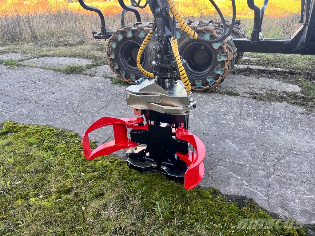 Malwa 560.3F + Farmikko 221TCE Šumarski traktori