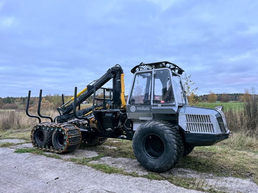 Malwa 560.3F + Farmikko 221TCE Šumarski traktori