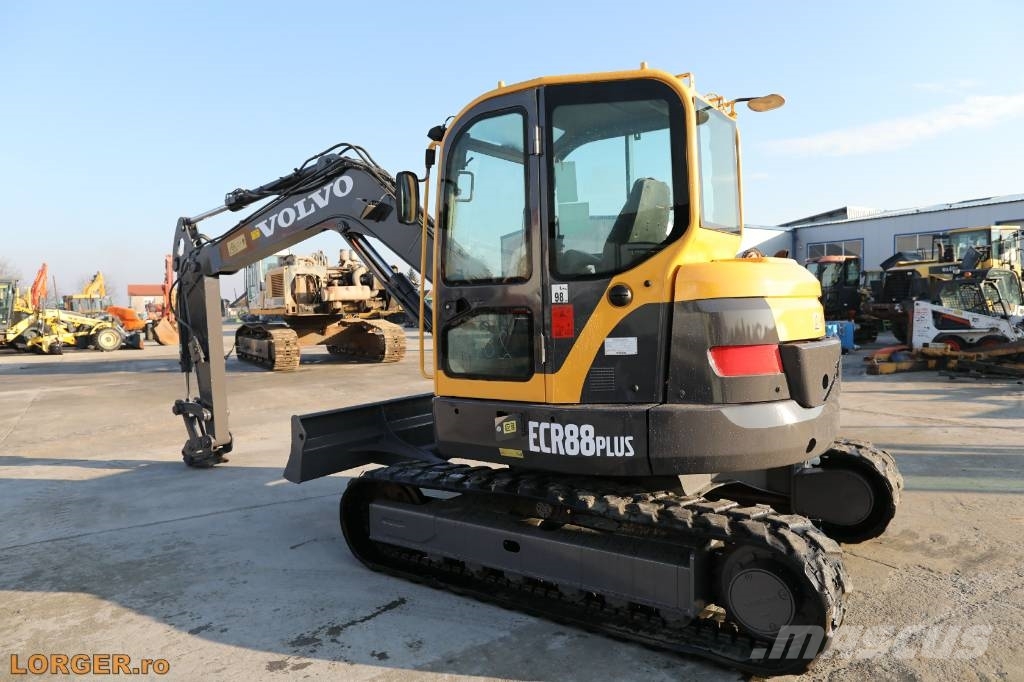Volvo ECR 88 PLUS Midi rýpadlá 7 t - 12 t