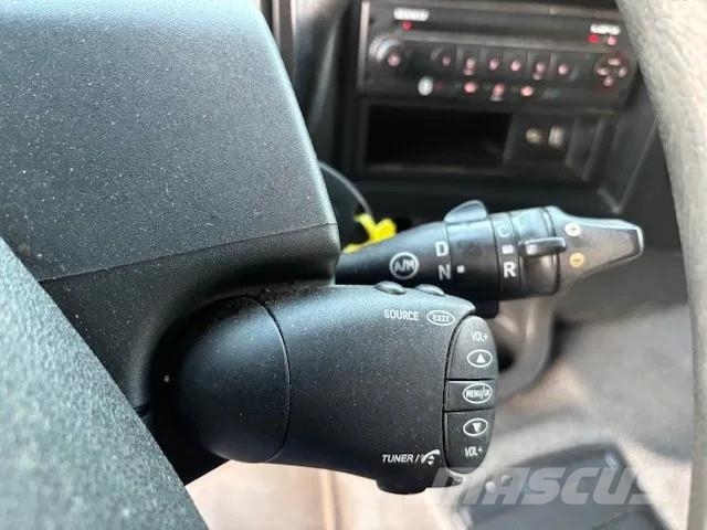 Renault D 19 D320 SLEEPERCAB 4x2 LAMBERET / THERMOKING (EU Camion cu control de temperatura