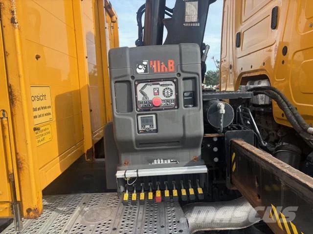 Mercedes-Benz Antos 2540 Kraanwagen Hiab 158E-4 All-Terrain-Krane