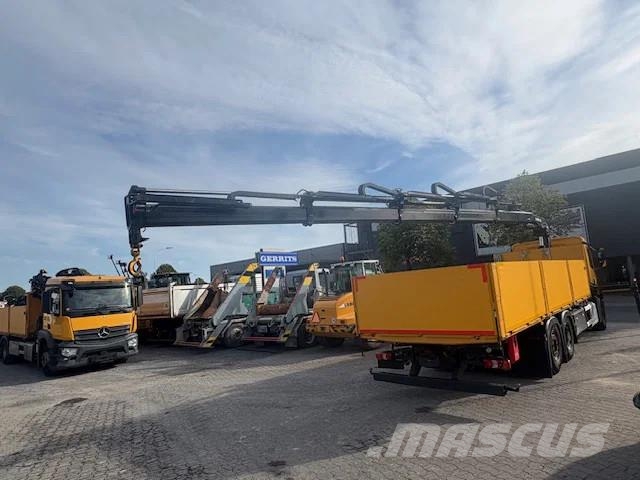 Mercedes-Benz Antos 2540 Kraanwagen Hiab 158E-4 All-Terrain-Krane