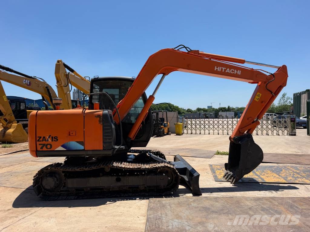 Hitachi ZX70 Midibagger 7t - 12t