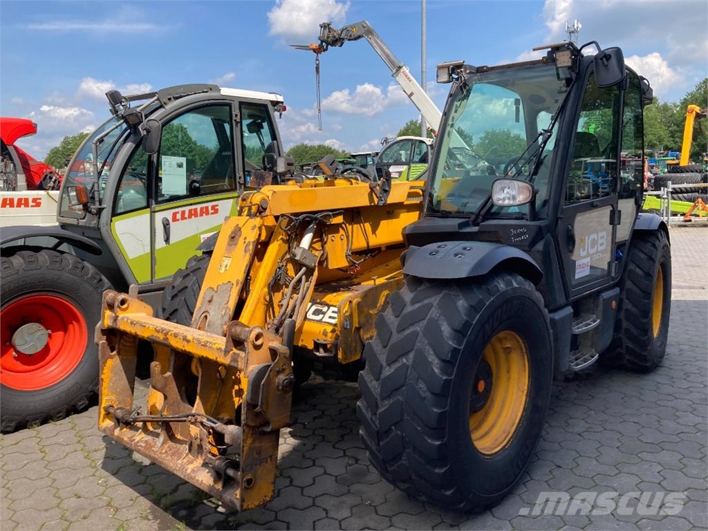 JCB 541-70 AgriPro Agricultura - Otros