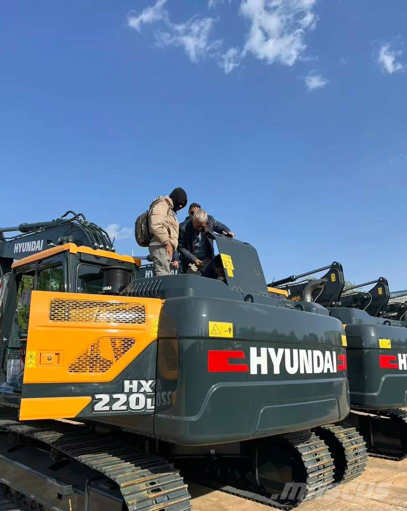 Hyundai HX 220 HD Bageri guseničari