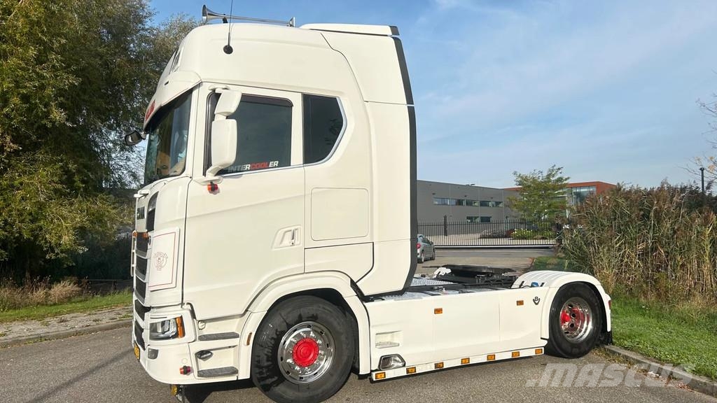 Scania S580 V8 NGS TOP condition| 4 baloons | park cool | Vlačilci