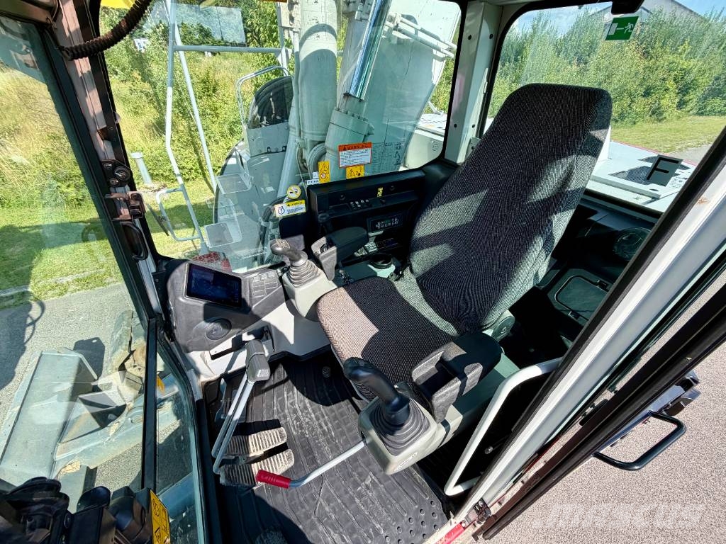 Takeuchi TB 2150 R CV V3 Excavadoras de cadenas