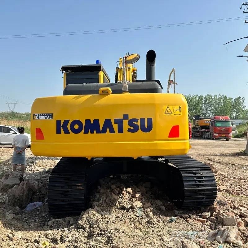 Komatsu PC 210 حفارات زحافة
