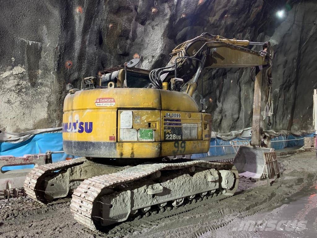 Komatsu PC228US-8 Outros Florestal