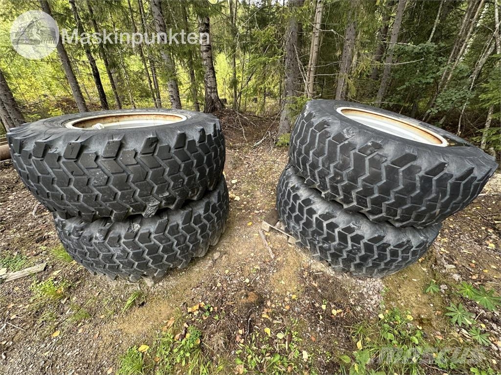 Lännen 860K Premium Frontaliniai krautuvai ir ekskavatoriai