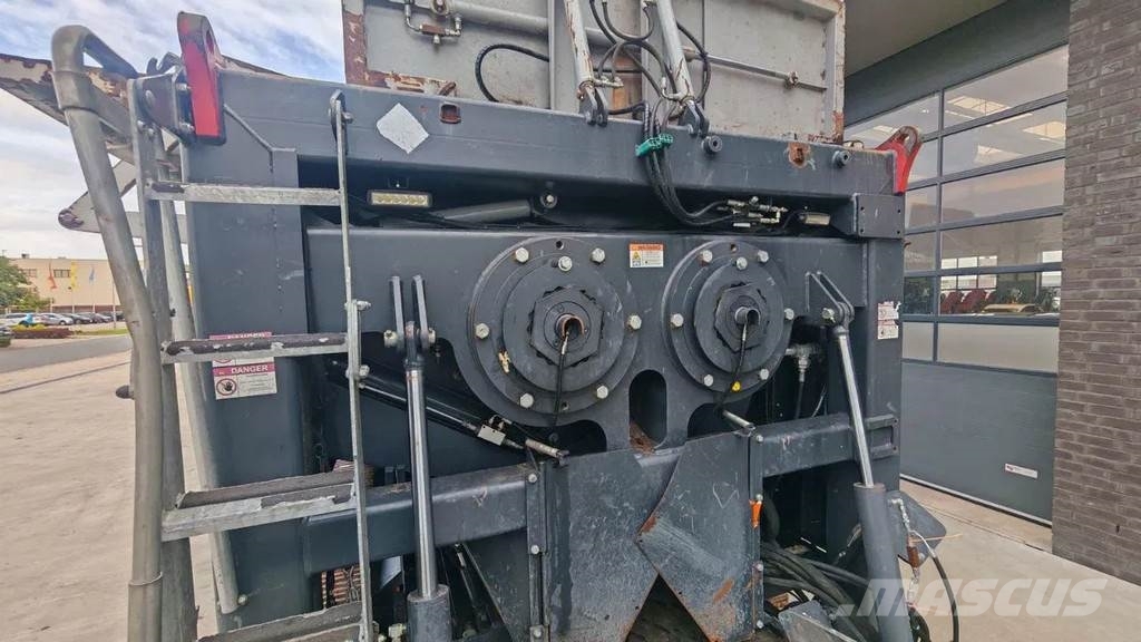 Komptech CRAMBO 6000 MOBILE SLOW-SPEED SHREDDER ماكينات تقطيع أخشاب الحراجة