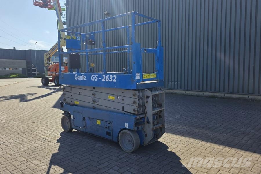 Genie GS2632 Electric, 10m Working Height, 227kg Capacit Mini incarcator