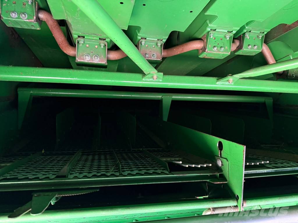 John Deere 1570 Biçerdöverler