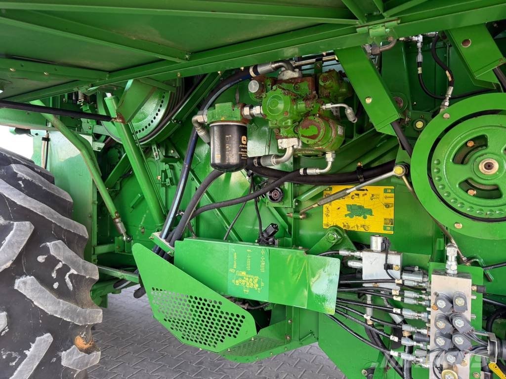 John Deere 1570 Biçerdöverler