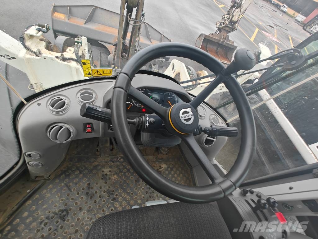 Volvo L 90 H Incarcator pe pneuri