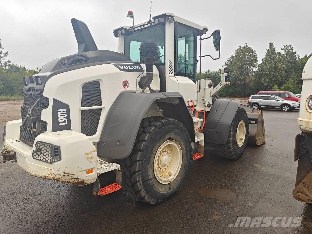 Volvo L 90 H Incarcator pe pneuri
