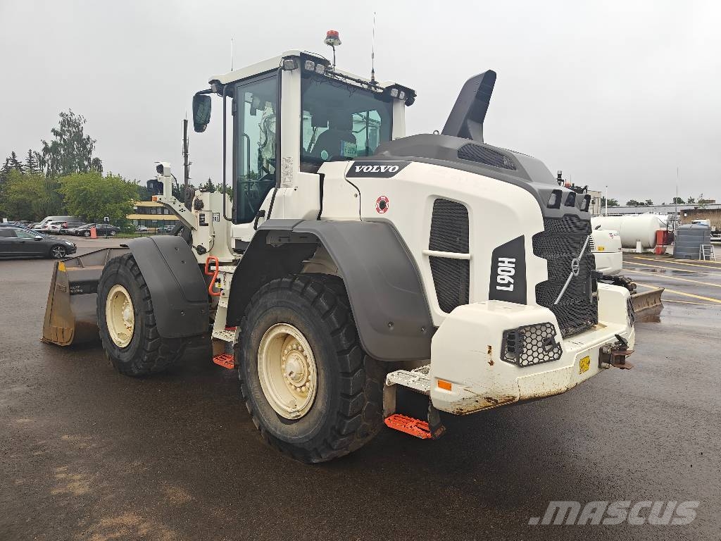 Volvo L 90 H Incarcator pe pneuri