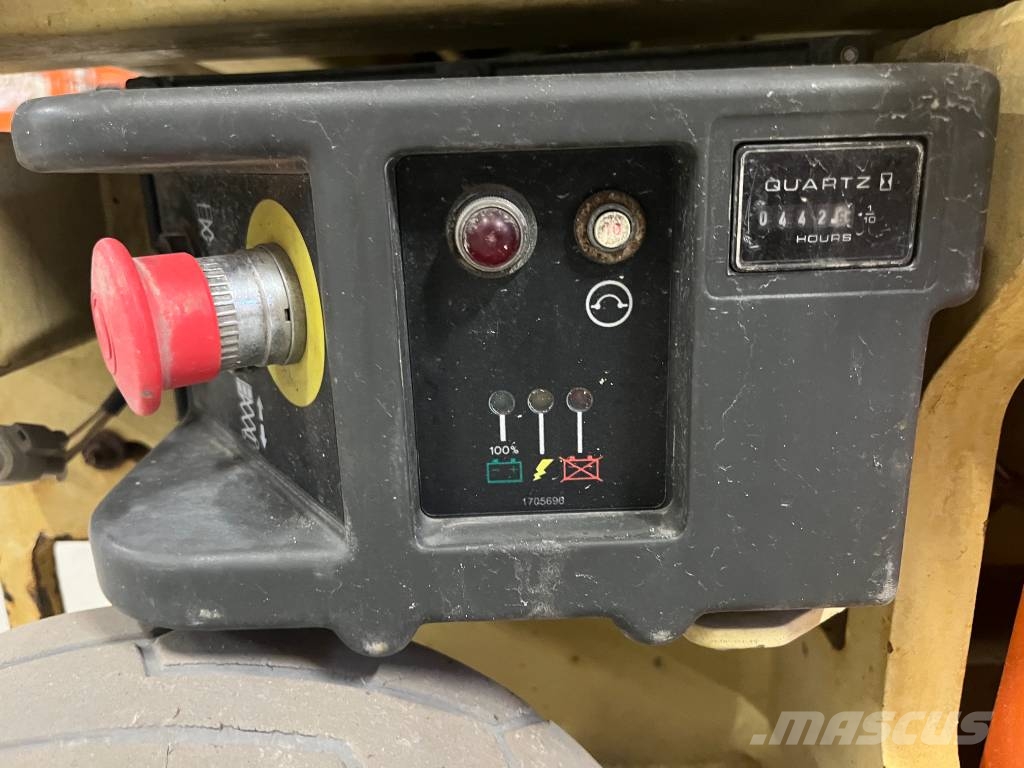 JLG 1930 ES Ножични работни платформи