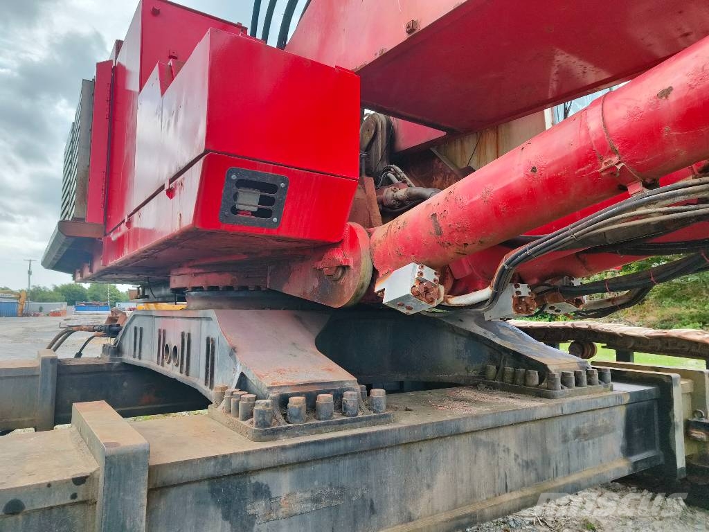 Hitachi Ex1200-5 Kāpurķēžu ekskavatori