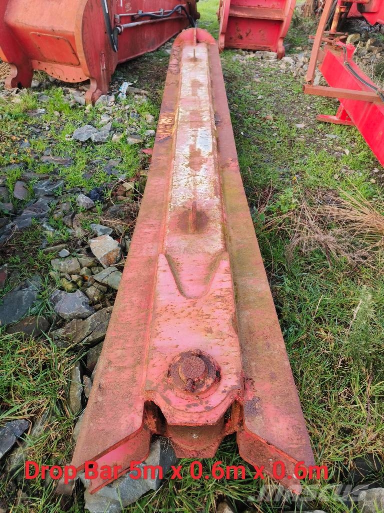 Hitachi Ex1200-5 Kāpurķēžu ekskavatori