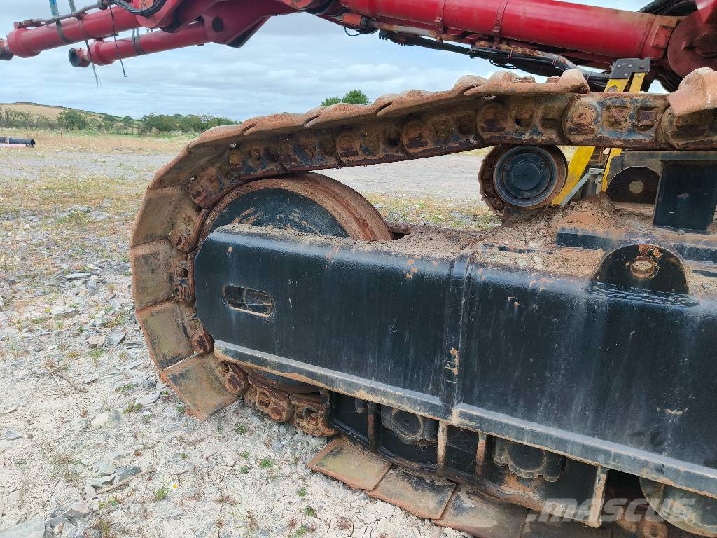 Hitachi Ex1200-5 Kāpurķēžu ekskavatori