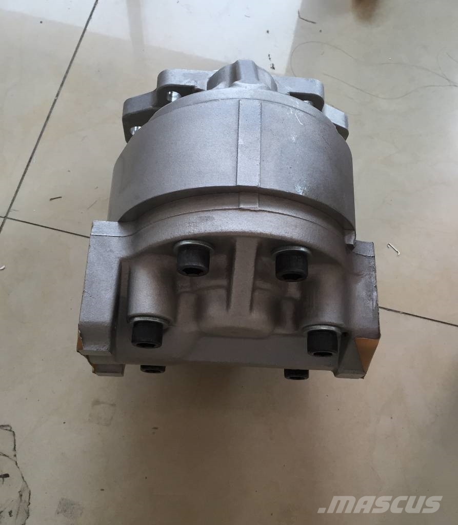 Komatsu WA500-3 pump assembly 705-22-44070 其他组件