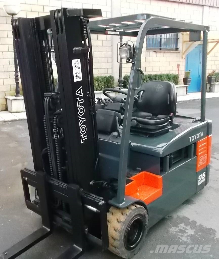 Toyota 7 FBEF 20 Електрически вилични кари-повдигачи