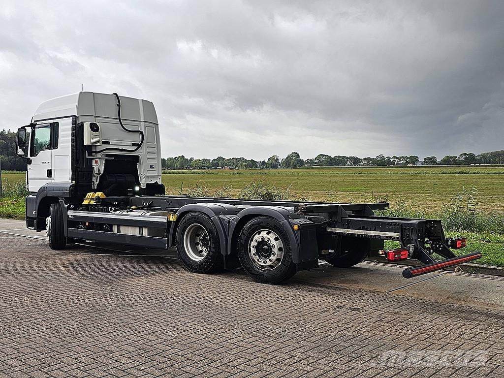 MAN 26.430 TGS LX PTO INT. 6X2-4 ST Camiones con chasís y cabina