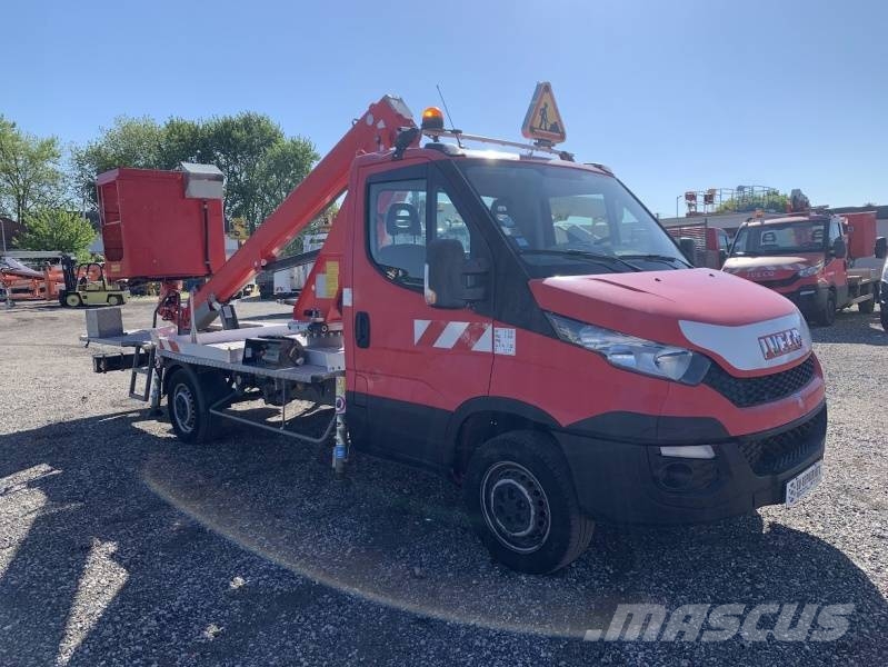 Iveco Daily GSR E169TR - 16,05 m - 200 kg Plataformas sobre camión