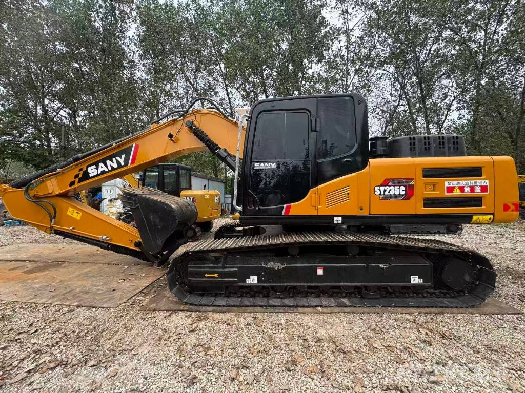 Sany SY 235 C Raupenbagger