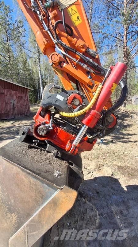Hitachi ZX 140 W-3 Excavadoras de ruedas
