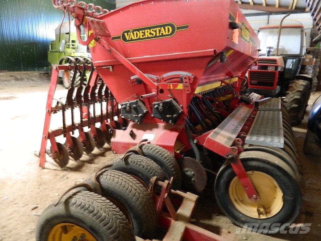 Väderstad Rapid400C مثاقيب